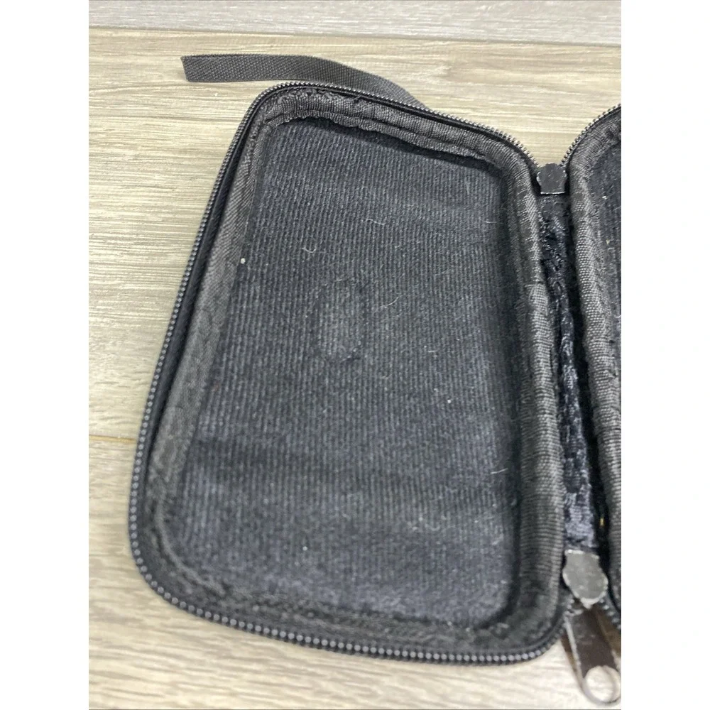 dreamGEAR Nintendo DS &‎ DS Lite Zipper Case Black Silver